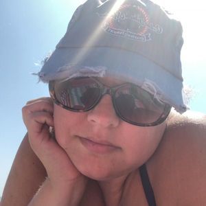 Meet your Posher, Courtney